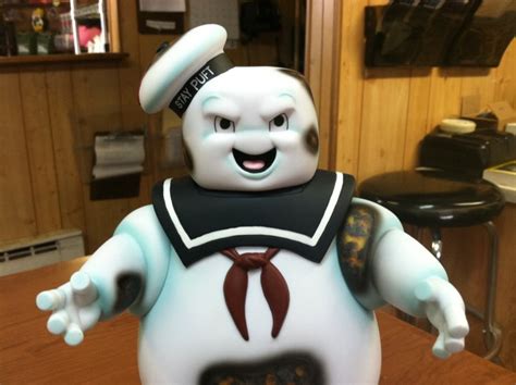 Review Dsts Ghostbusters Burnt Stay Puft Bank