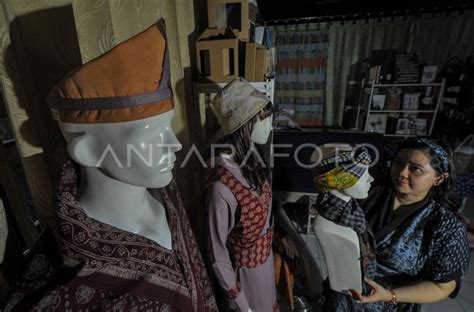 Pengenalan Batik Melalui Produk Kerajinan Antara Foto