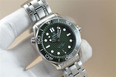 Mens Omega Seamaster Diver M Green Dial Ceramic Co Axial Mm