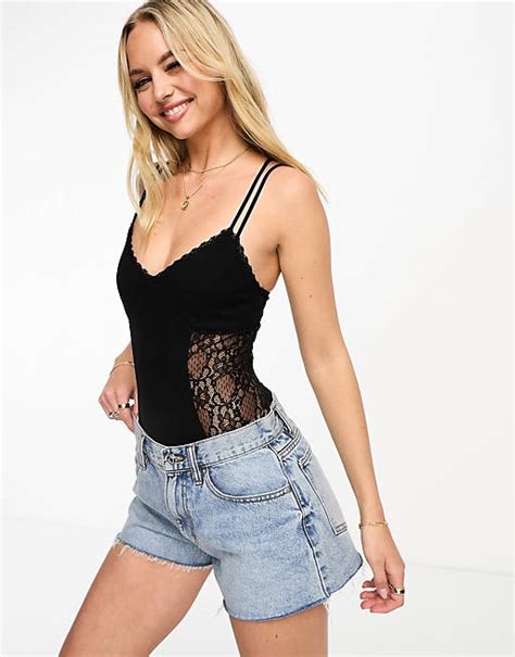 Miss Selfridge Camisole Body In Schwarz Mit Spitzeneinsatz Asos