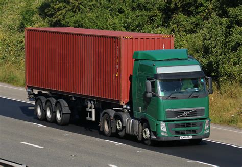 KM61ODJ Volvo FH 460 M4 Downend Bristol 22 6 2022 Michael