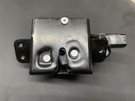 Chevy Equinox Power Liftgate Lock Actuator Oem Ebay