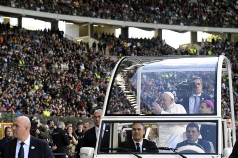 Pourquoi le pape François veut béatifier lancien roi belge Beaudouin