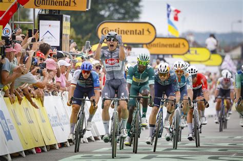 Tour de France 2024 Jasper Philipsen score enfin sur la 10e étape