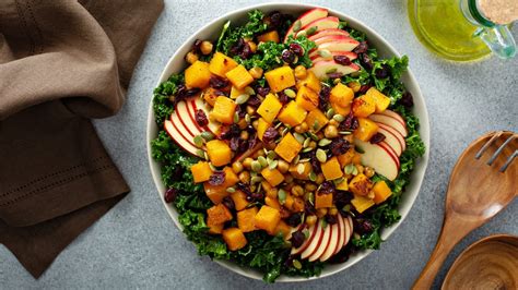 Recette Salade D Automne Au Quinoa Chou Kale Courge Butternut Et Poires