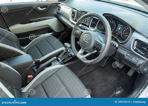 Kia Stonic DCT Interior editorial image. Image of hybrid - 139376210