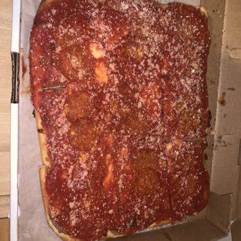 JOES PIZZA Updated February 2025 42 Photos 47 Reviews 117 Main