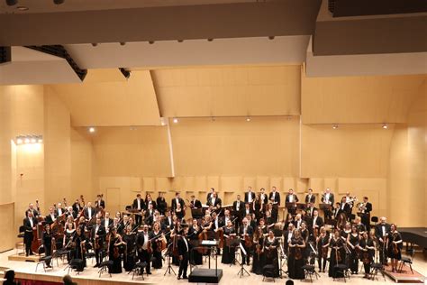 de ani de la primul concert