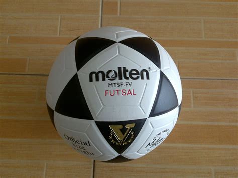 1 Mega Sport Centre Bola Futsal Molten