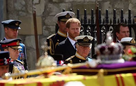 Re Carlo William E Harry Al Funerale Della Regina Elisabetta Dago