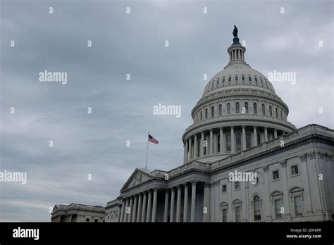 Building Capitol Hill Columns Hi Res Stock Photography And Images Alamy