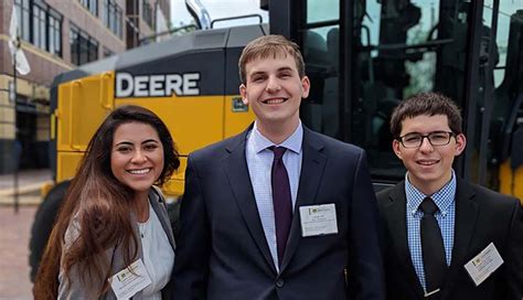 John Deere Offers Talented Interns Real World Experiences