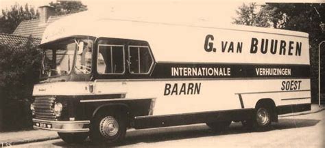 Pin van Bert Ooms op Tapissières Verhuiswagens Vintage vrachtwagens