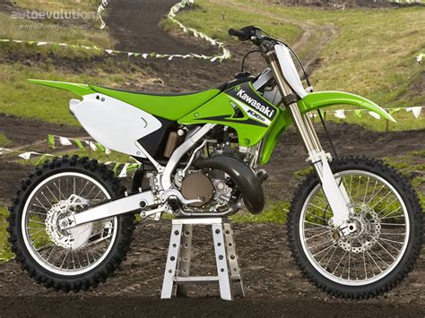 KAWASAKI KX250 (1982-1983) Specs, Performance & Photos - autoevolution