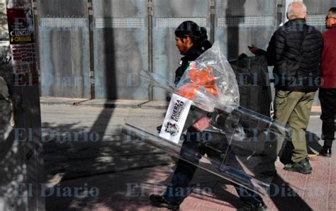 Llegan M S Antimotines A Palacio De Gobierno