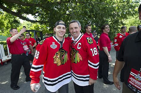 Denis Savard on the spin-o-rama, Patrick Kane vs. Sidney Crosby and ...