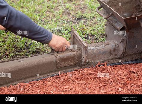 Residential Worker Shaping A Border In The Community Stock Photo Alamy