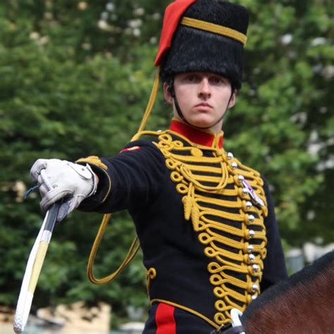 Soldier Becomes First Female In British Army To Fully Qualify As