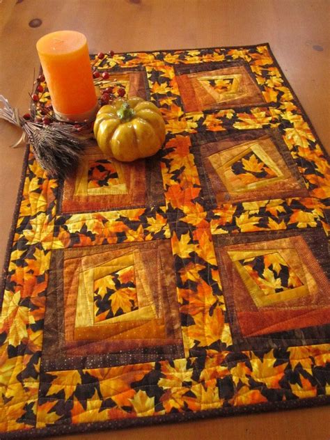 Fall Leaves Table Topper Table Quilts Quilts Decor Table Runner And Placemats Quilted Table