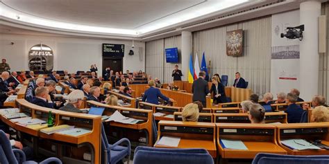 שגרירות פולין on Twitter RT YacovLivne The Polish Senate today