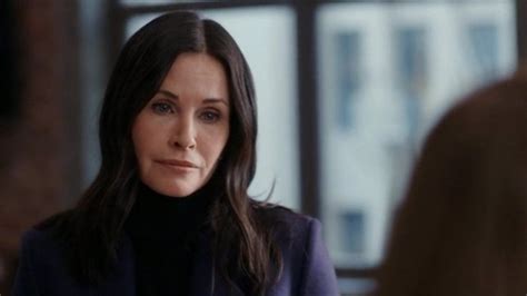 Galerie Courteney Cox to přehnala s plastikami Výplně v obličeji si