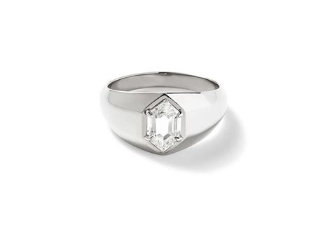 18k Palladium White Gold Signet Ring set with 1.10 ct White Diamond ...