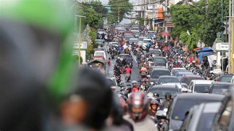 Inilah Penyebab Kemacetan Kendaraan Di Sejumlah Ruas Jalan Di