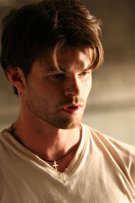 Daniel Gillies In Captivity Daniel Gillies Elijah Vampire