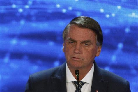 Bolsonaro Ataca Vera Magalhães Durante Debate Vergonha Para O Jornalismo