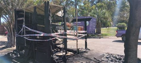 Incendiaron Un Ecopunto Ubicado En El Museo Del Transporte