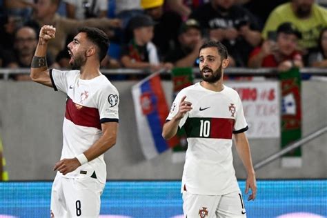 Hasil Kualifikasi Euro 2024 Gol Bruno Fernandes Menangkan Portugal