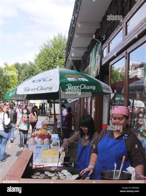 Chinese Food Stall At Notting Hill Carnival Stock Photo Alamy