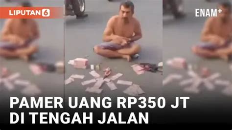 VIDEO Nantang Adu Kaya Pria Di Tapanuli Tengah Pamer Uang Jutaan