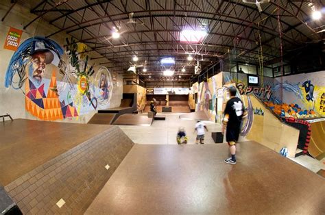 Pin By Juliana Canashiro Miyagi On Interior Skateparks Skate Park