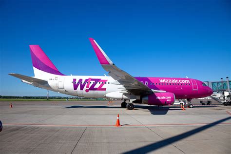 Wizz Air Plane Flew At Just 10 000 Feet And Kept Transponder Off As It