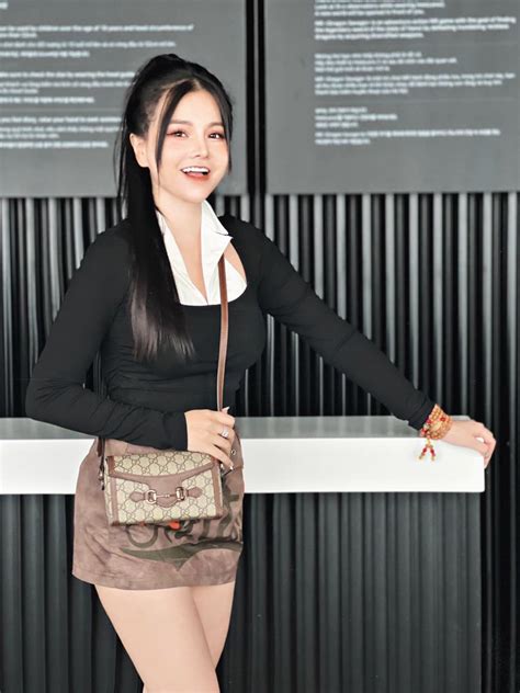 Chân dung 32 hot girl đại diện cho các đội tuyển tham dự World Cup 2022