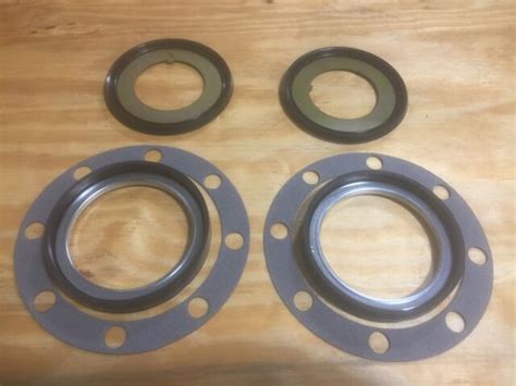 Ton M A New Rear Axel Hub Seal Kit With Gaskets M M A M A