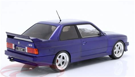 118 Ixo 1989 Bmw M3 E30 Dark Blue Car Model