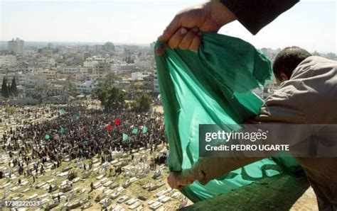 2392 Sheikh Ahmed Yassin Photos And High Res Pictures Getty Images