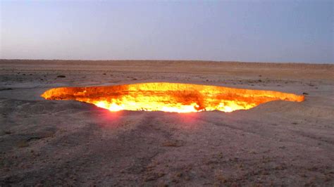 The Horror of The Door To Hell in Turkmenistan - Traveldigg.com