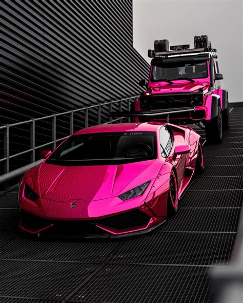 Need to Stand Out in a Crowd? A Pink Lambo Huracan and G-Class Will ...