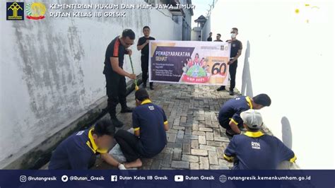 Gotong Royong Bersama Sama Menuju Lingkungan Rutan Gresik Yang Bersih