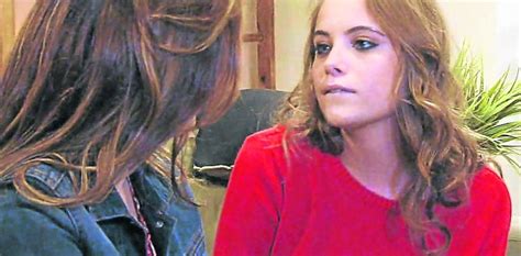 Un Debut Con Romance Gay