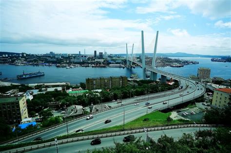 Premium Photo | Vladivostok view of the city bridge