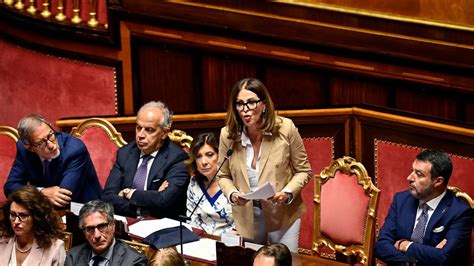 I 40 minuti al Senato di Daniela Santanchè sul caso Report tra