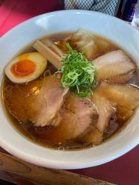 『特製醤油らぁ麺』らぁ麺 松しんのレビュー ラーメンデータベース