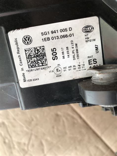 Vw Golf Lift Lijevi Far O Te Eno Staklo G D