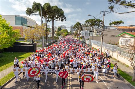 Caminhada do Coração confirma tradição milhares de participantes