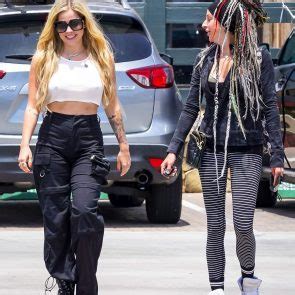 Avril Lavigne Nude In Leaked Porn And Private Pics Celeb Jihad Explosive Celebrity Nudes