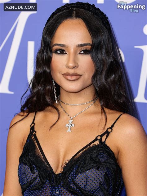 Becky G Sexy Shows Off Her Hot Legs And Cleavage At The Billboard Women In Music In